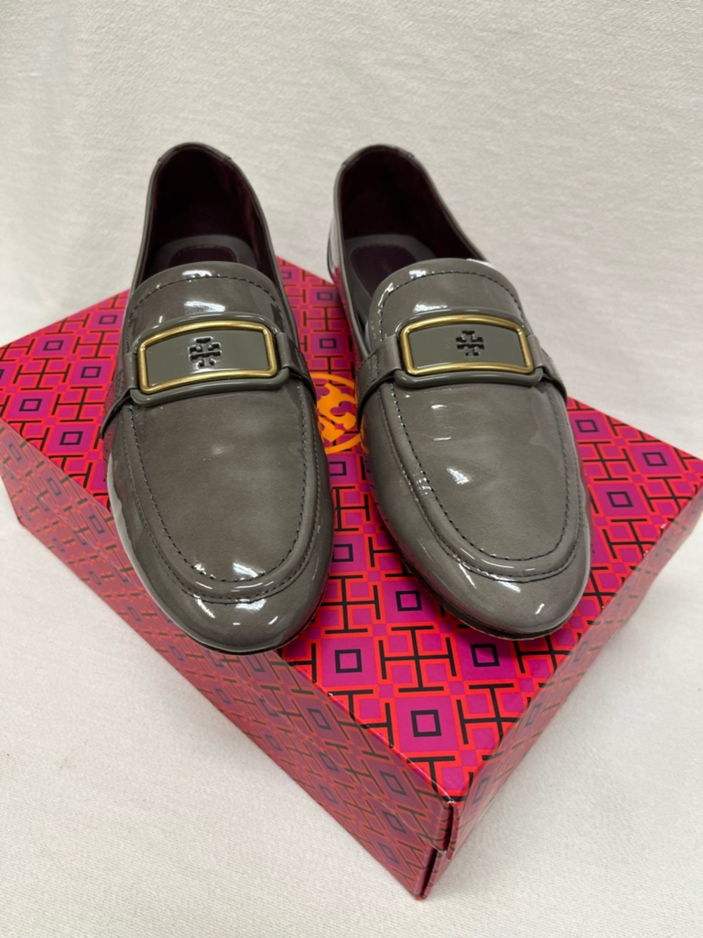 Tory Burch Gray Georgia Loafer 9